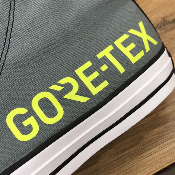 CONVERSE HIGH TOP BRAND NEW - Picture 8 of 15